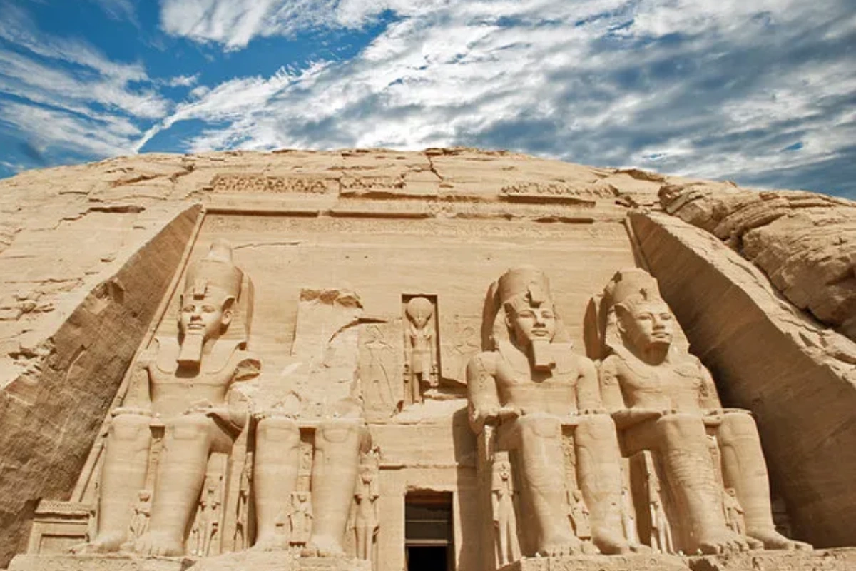 4 Days Cairo and Abu Simbel Tour Package